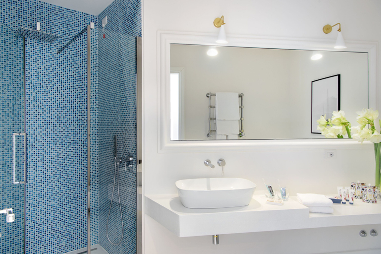 Bathroom 5, Hotel Miramalfi, Salerno