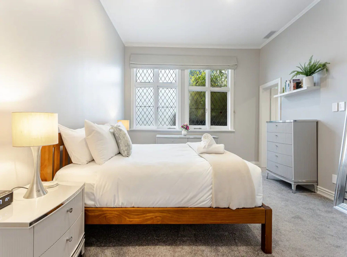 Bedroom 5, Parnell Home With Stunning Views, Waitakere