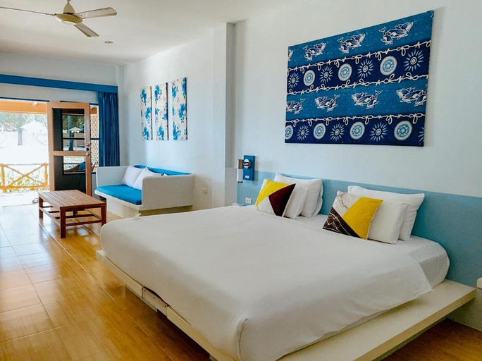 Bedroom 3, Cruiser Island by Swiss-Belhotel, Phuket Island
