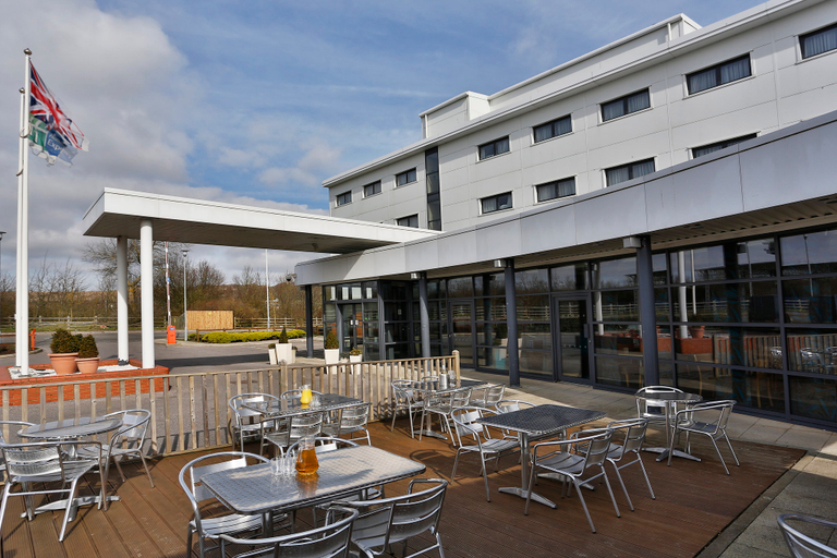 Food & Drinks 4, Holiday Inn Express FOLKESTONE - CHANNEL TUNNEL by IHG, Kent
