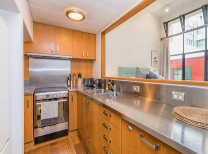 Others 5, Central stylish studio in CBD by Zodiak Stays, Waitakere