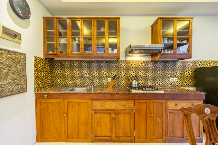 Food & Drinks 5, Villa Arumanis, Badung
