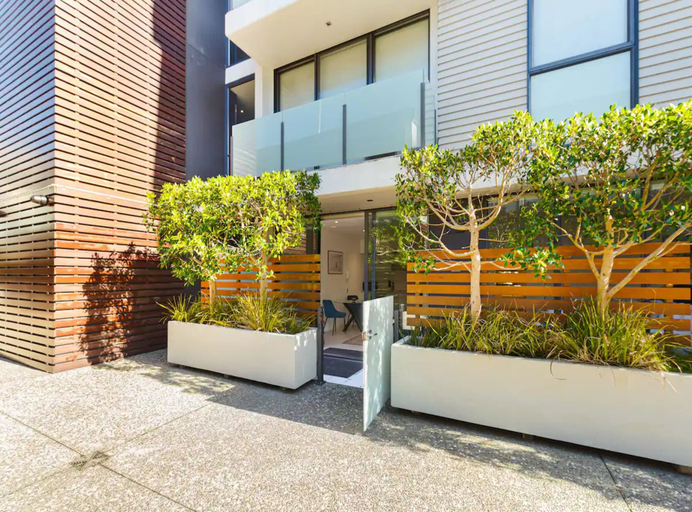 Exterior & Views, Charming 1BR in Wynyard Quarter I Zodiak Stays, Waitakere