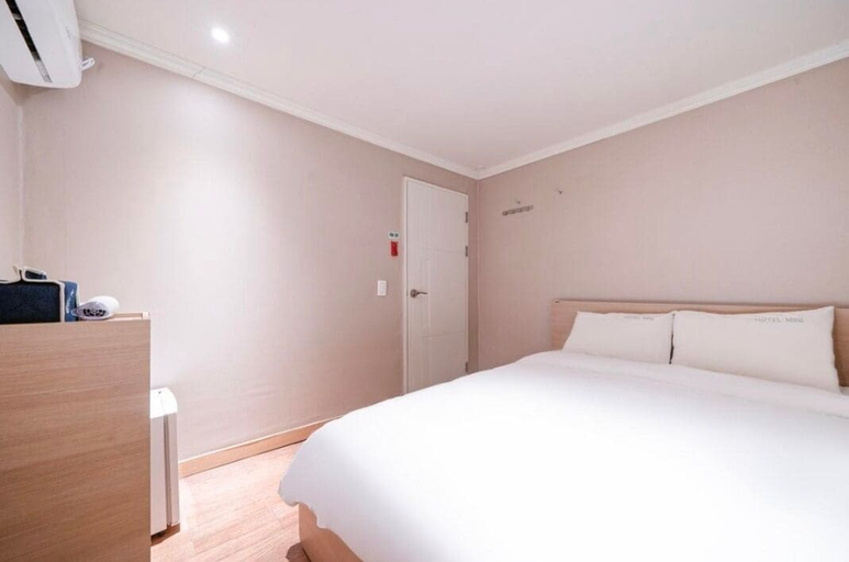 Bedroom 3, Hotel Mini, Busanjin