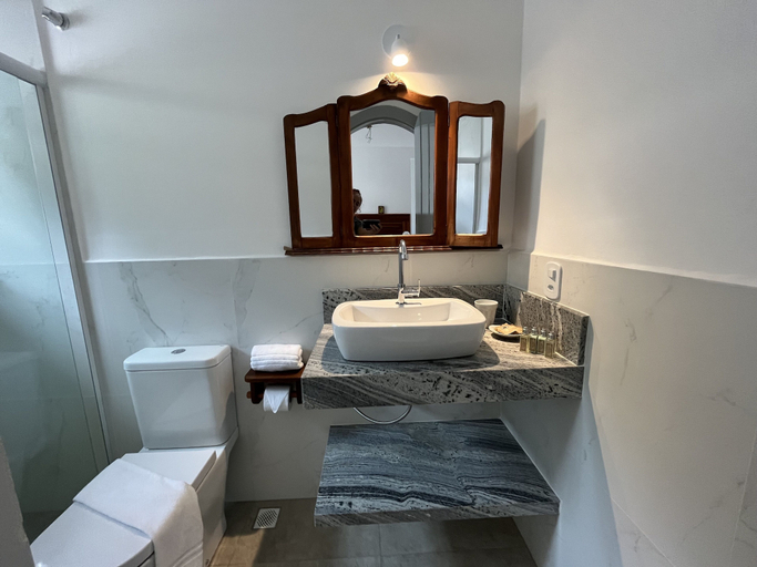 Bathroom 3, Hotel Boutique Casa Arte Cabore, Parati