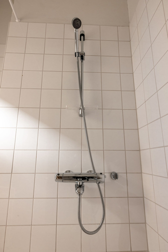 Bathroom 3, 2ndhomes Bright & Spacious 5BR Apartment, Uusimaa