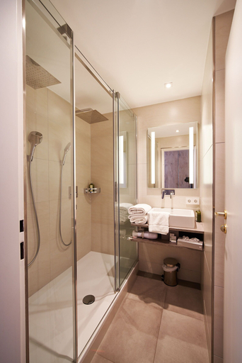 Bathroom 5, Hotel Tannhof, Breisgau-Hochschwarzwald