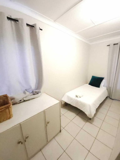 Bedroom 3, Rusplek Guesthouse and Conference Centre, Mangaung
