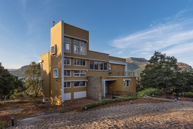 Exterior & Views 2, CosmicStays Afita Mohari-Solar Powered Lakehouse, Pune