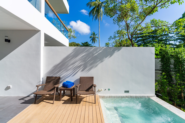 Swimming Pool 8