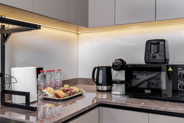 Food & Drinks, Waves - Urban Retreat Waterfront Elegance at 15 Northside, Dubai
