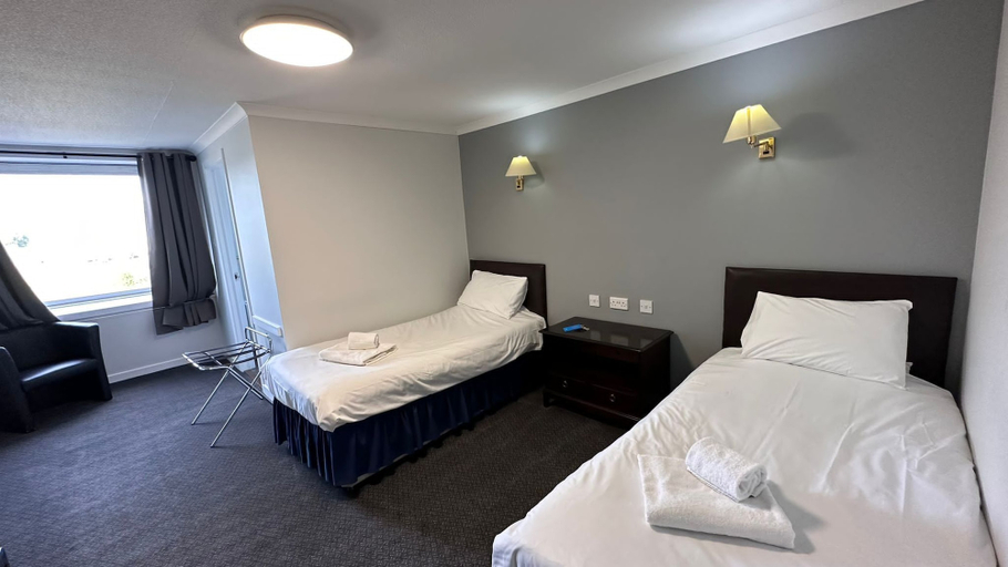 Bedroom 3, The Bruce Hotel , Dumfries and Galloway