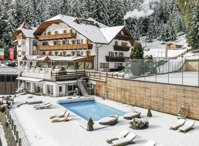 Exterior & Views 2, Granpanorama Wellness Hotel Sambergerhof, Bolzano