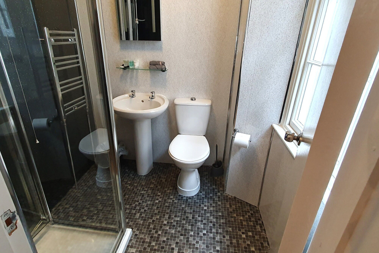 Others 5, Midway Guest House, Torbay