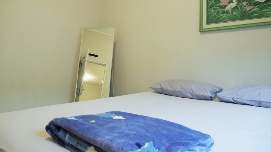Bedroom 2, Hoomestay House BB5 - A Place for Your Familiy, Bandung