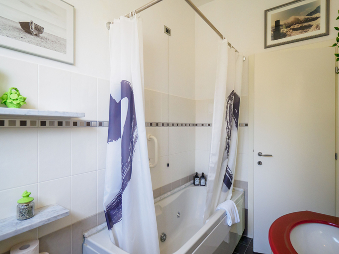 Bathroom 3, Giaella Sea View Apartment, La Spezia