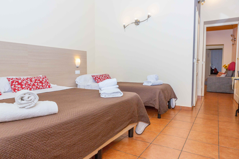 Bedroom 3, Corte Passi, Florence