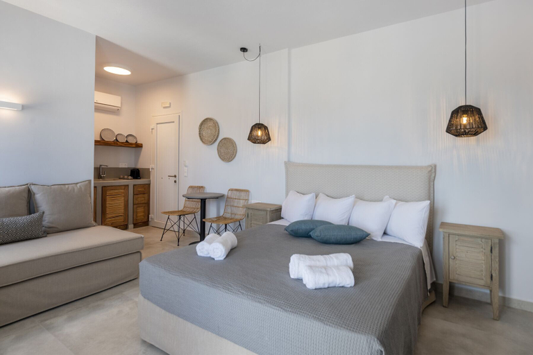 Bedroom 4, Drios Luxury Studios, South Aegean