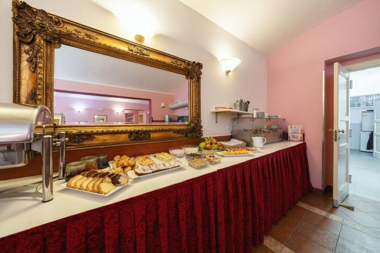 Food & Drinks 5, Hotel Raffaello Prague, Praha 2