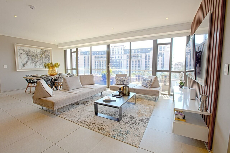 Others 5, Azalia Apartments, City of Johannesburg