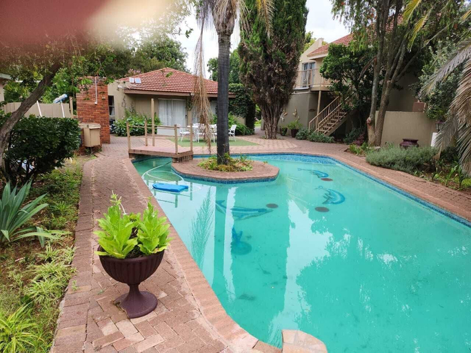 Sport & Beauty 5, Rusplek Guesthouse and Conference Centre, Mangaung