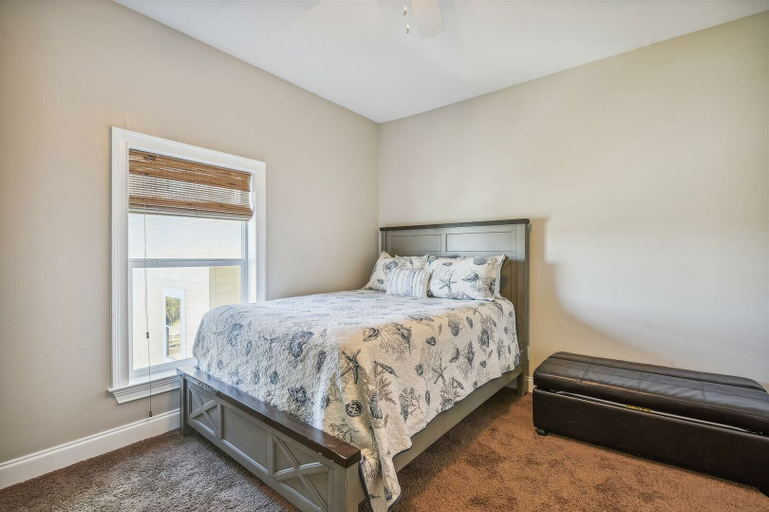 Bedroom 3, Second Wind By Book That Condo, Bay