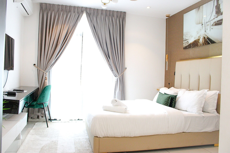 Bedroom 4, Deluxe Embassy Gardens, Accra