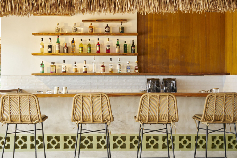 Food & Drinks 4, Seaworthy Boracay, Malay