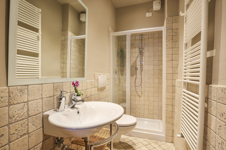 Bathroom 3, Borgo Iesolana Country Retreat, Arezzo