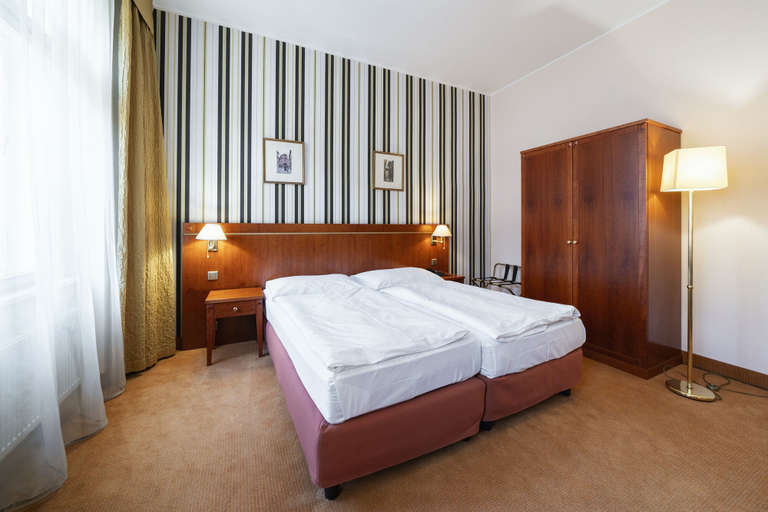 Bedroom 2, Hotel Raffaello Prague, Praha 2