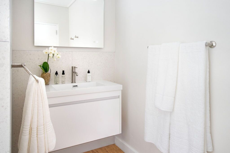 Bathroom 4, Middedorp Villa and Apartments, Cape Winelands