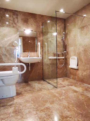 Bathroom 2, The Manoel Hotel