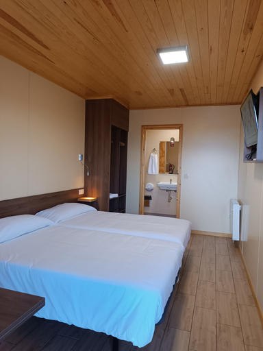 Bedroom 2, Motel 112 Algora, Guadalajara