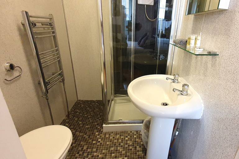 Others 4, Midway Guest House, Torbay