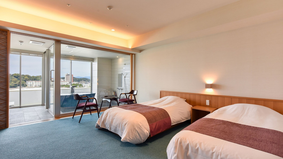 Bedroom 4, Hotel Sanrakuso, Shirahama