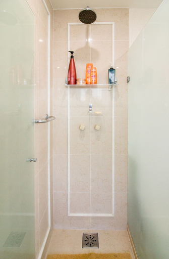 Bathroom 4, Cinematográfica Mansão Pé na Areia, Armação dos Búzios