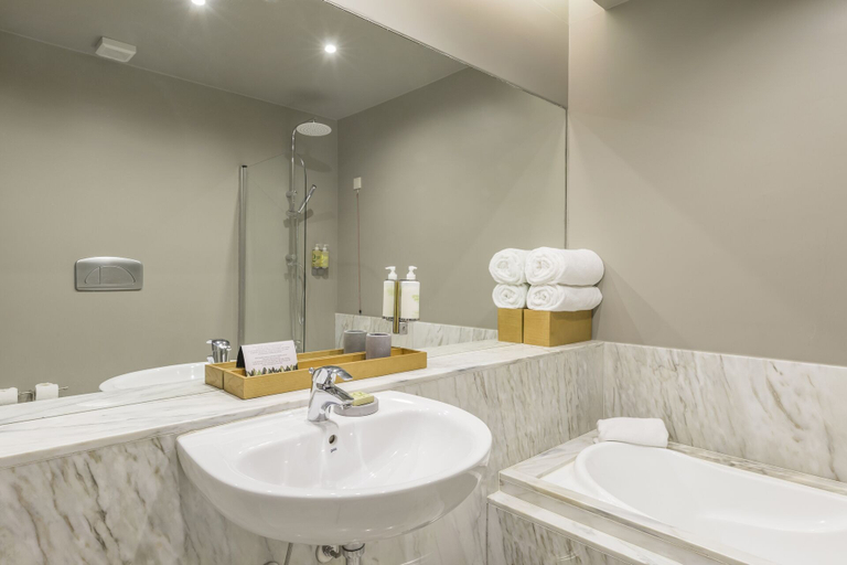 Bathroom 4, Villa C Boutique Hotel, Vila do Conde