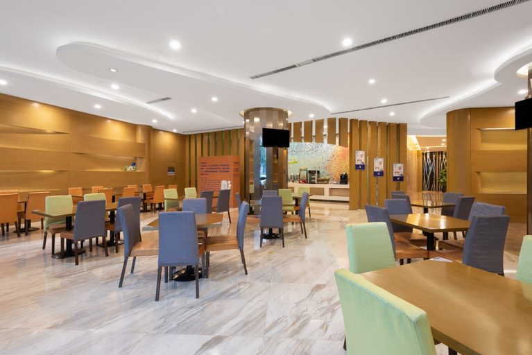 Food & Drinks 3, Holiday Inn Express NANTONG DOWNTOWN by IHG, Nantong