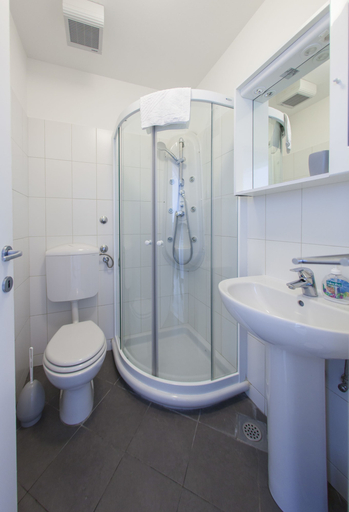 Bathroom 4, Villa Katarina, Dubrovnik