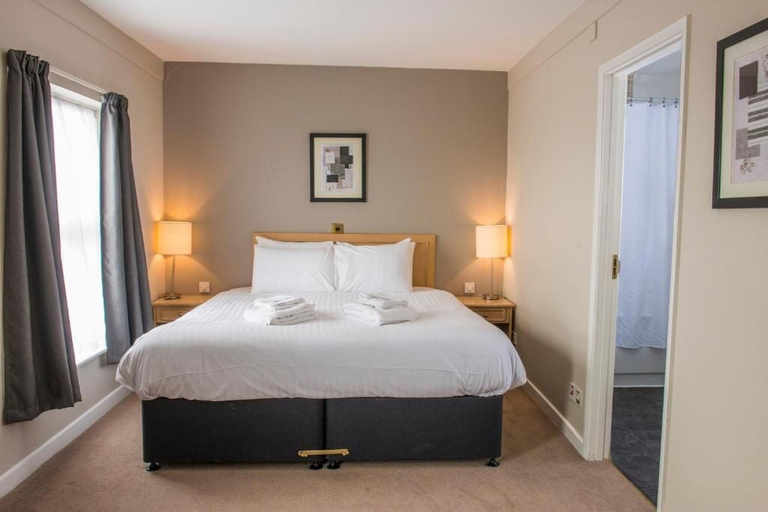 Bedroom 2, Old Colonial Hotel Weston-Super-Mare | Marston's Inns, North Somerset