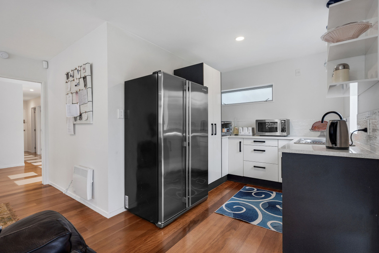 Others 5, The Bays bed and Breakfast, Waitakere