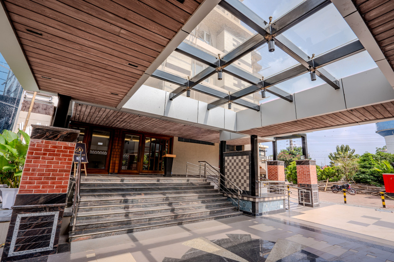 Exterior & Views 1, HOTEL LUCKY INDIA, Cuttack