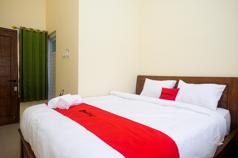 Bedroom 12