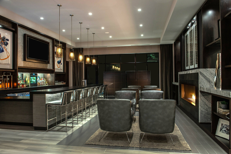 Food & Drinks 5, Fairfield Inn & Suites by Marriott Boston Waltham, Middlesex