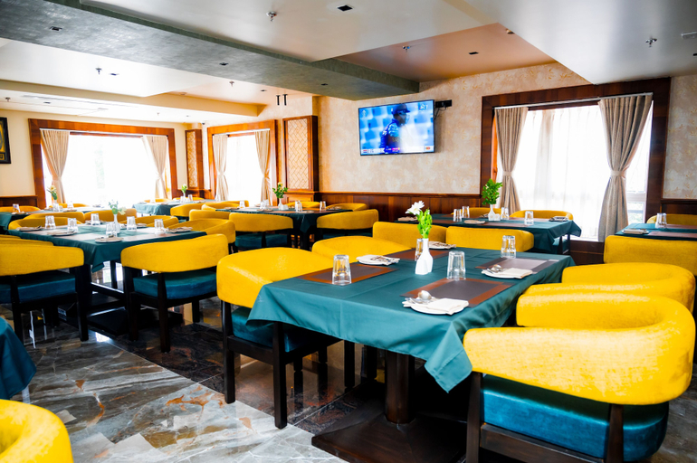Food & Drinks 5, HOTEL LUCKY INDIA, Cuttack