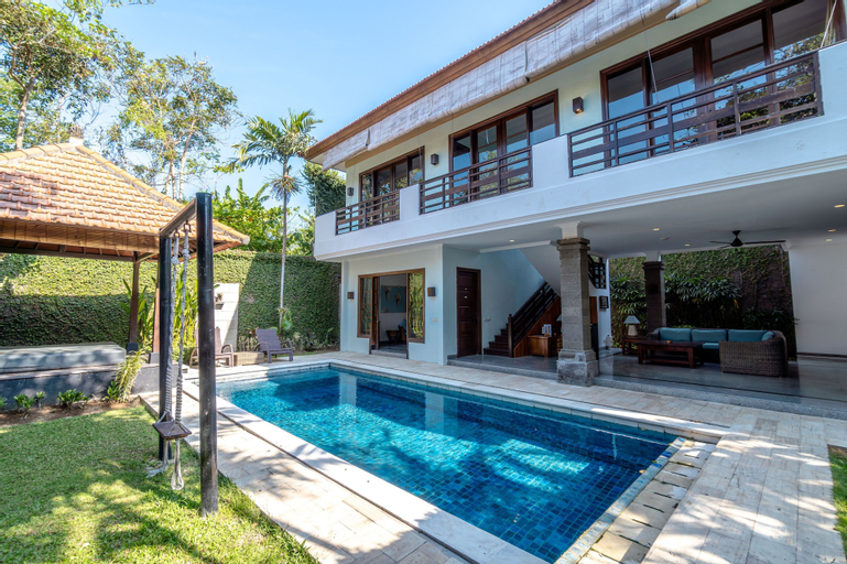 Swimming Pool 10