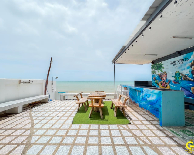Others 2, GAO XPress Beach Club, Ban Chang