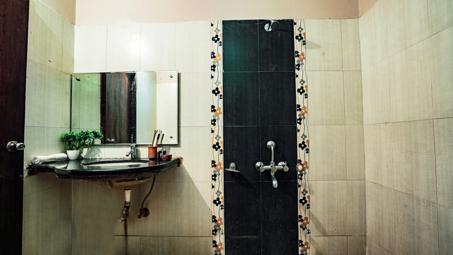 Bathroom 4, Greenscape By Beyond Stay Madhai, Hoshangabad