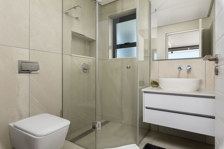 Bathroom, 7 on Bantry 403, City of Cape Town
