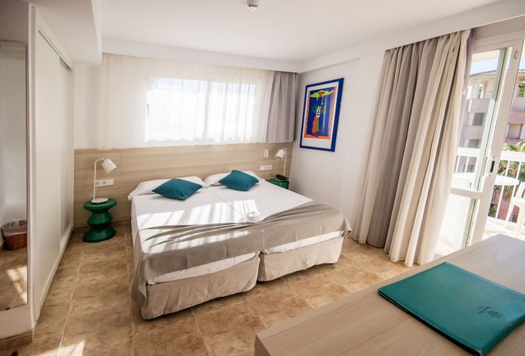 Bedroom 3, Canyamel Classic & Spa, solo Adultos, Baleares